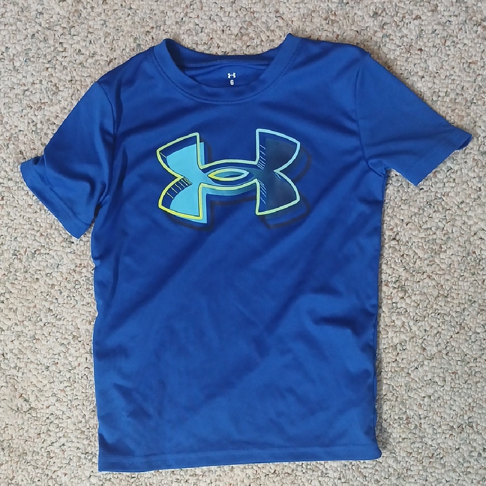 5/$20 Under Armour Blue Short Sleeve Performance Tee